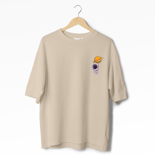 Astronaut Saturn Oversized T-shirt - Image 3